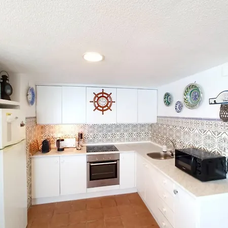 Sea Views شقة بينايدورم